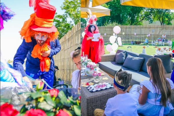 Alice In Wonderland 